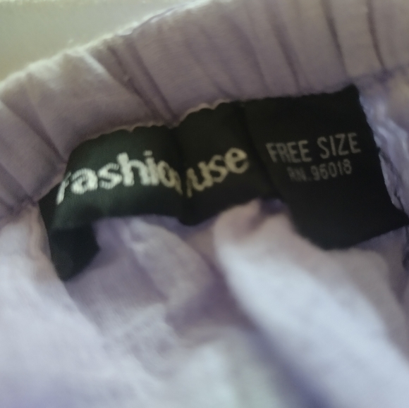 FASHION FUSE purple ombre cotton mini skirt w/ roses - Picture 2 of 6